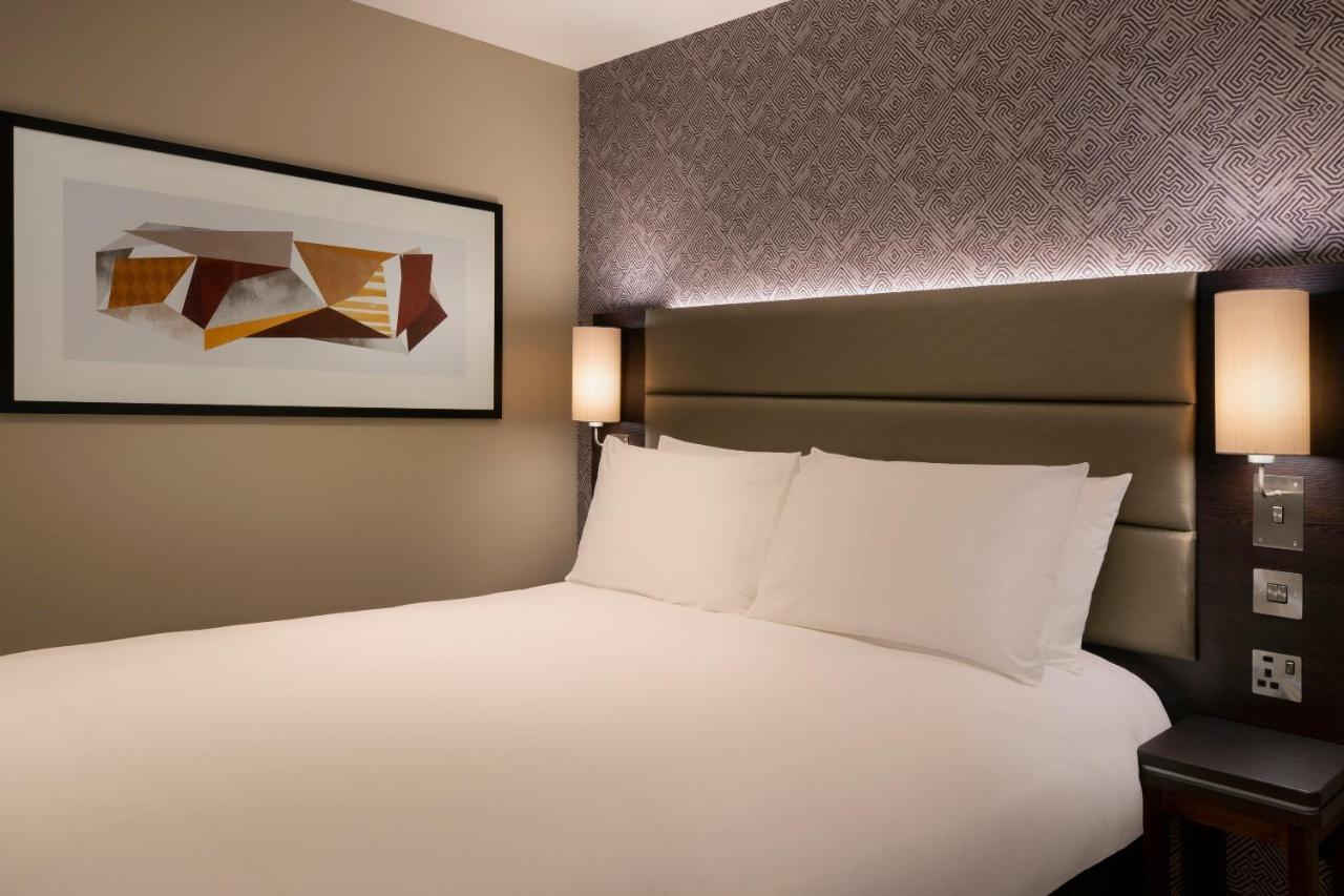 Leonardo Hotel Честер Экстерьер фото