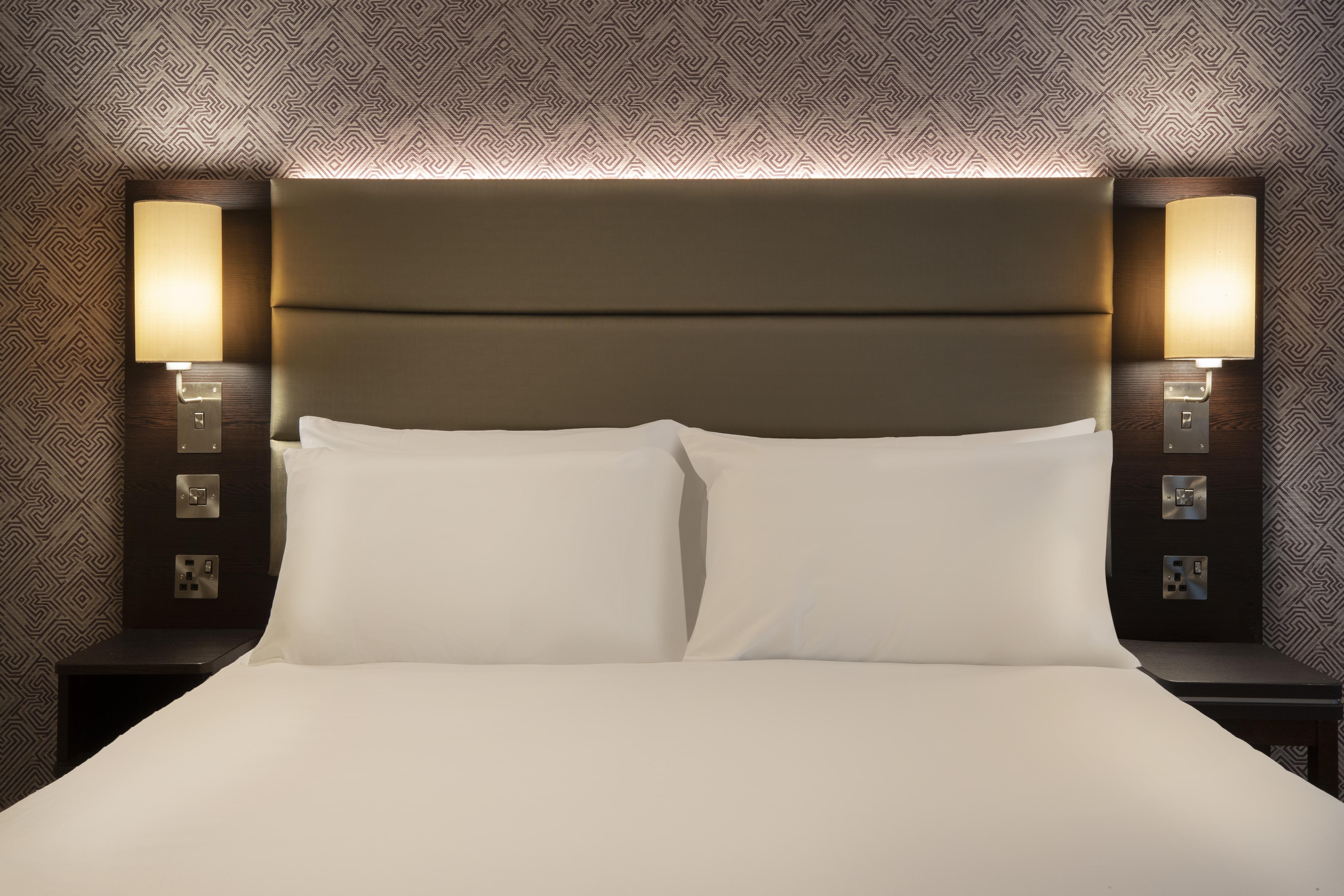 Leonardo Hotel Честер Экстерьер фото
